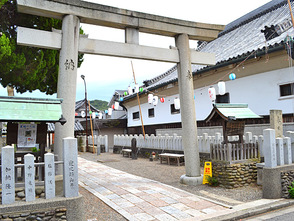 <p>鳥居</p>

