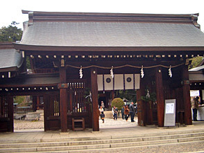 <p>竈山神社神門</p>
