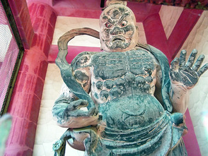 <p>山門力士像</p>
