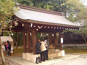 <p>手水舎</p>
