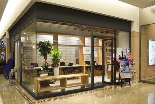 店頭にて対面